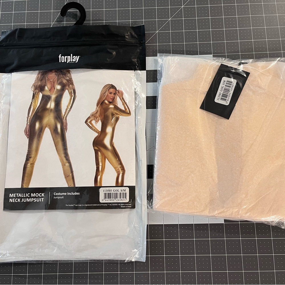 Forplay Metallic Mock Neck Gold Jumpsuit Costume - Picture 2 of 8